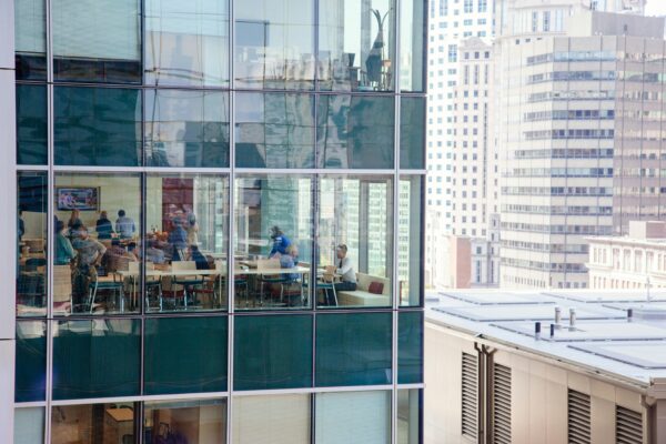entreprise bureau lumineux verre ville business travail collègues building batiment